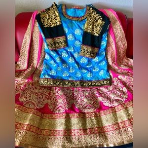 Beautiful 3 Piece Pink Blue Gold Lengha Indian Pakistani Dress with heavy work